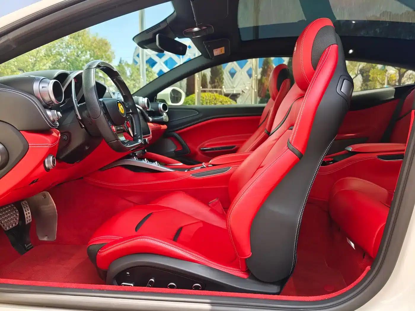 2017 GTC4Lusso 3.9T V8 — миниатюра 9
