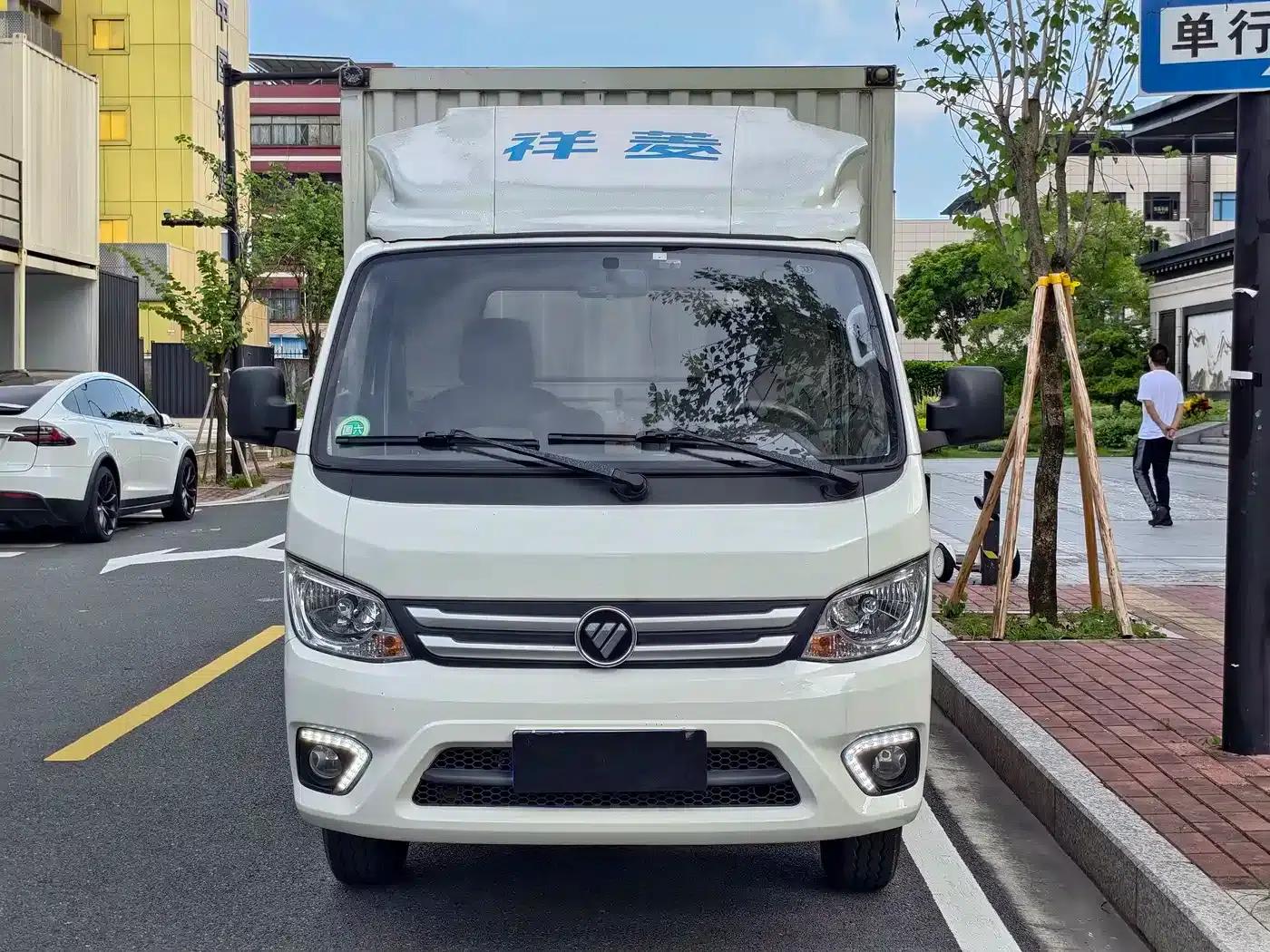 Xiangling M 2018 1.5L Non-load-bearing Single-row Rear Dual-Tire Cargo Carrier DAM15L — миниатюра 2