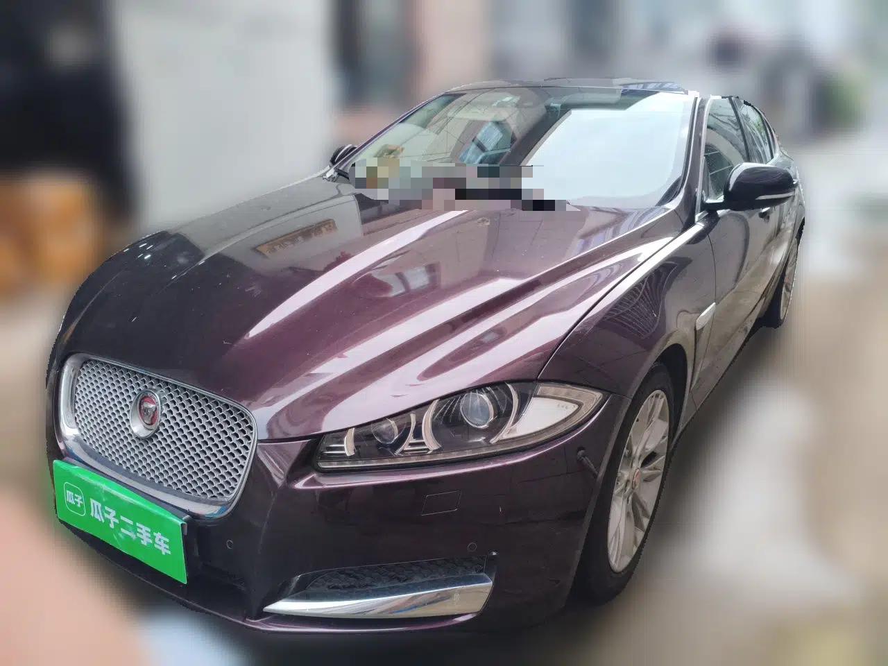 Jaguar XF 2015 XF 2.0T Sportbrake Luxury Edition — миниатюра 1