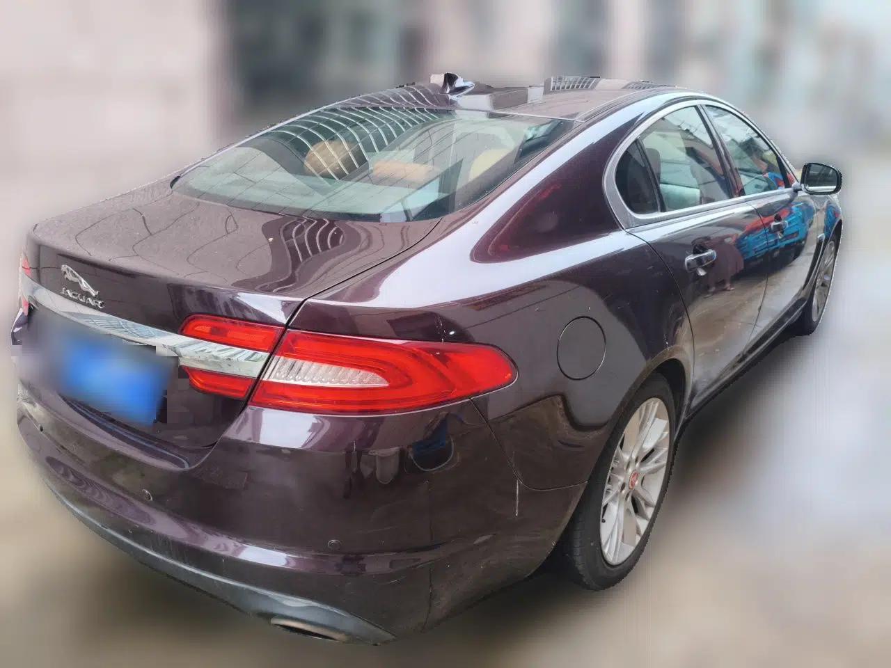Jaguar XF 2015 XF 2.0T Sportbrake Luxury Edition — миниатюра 6