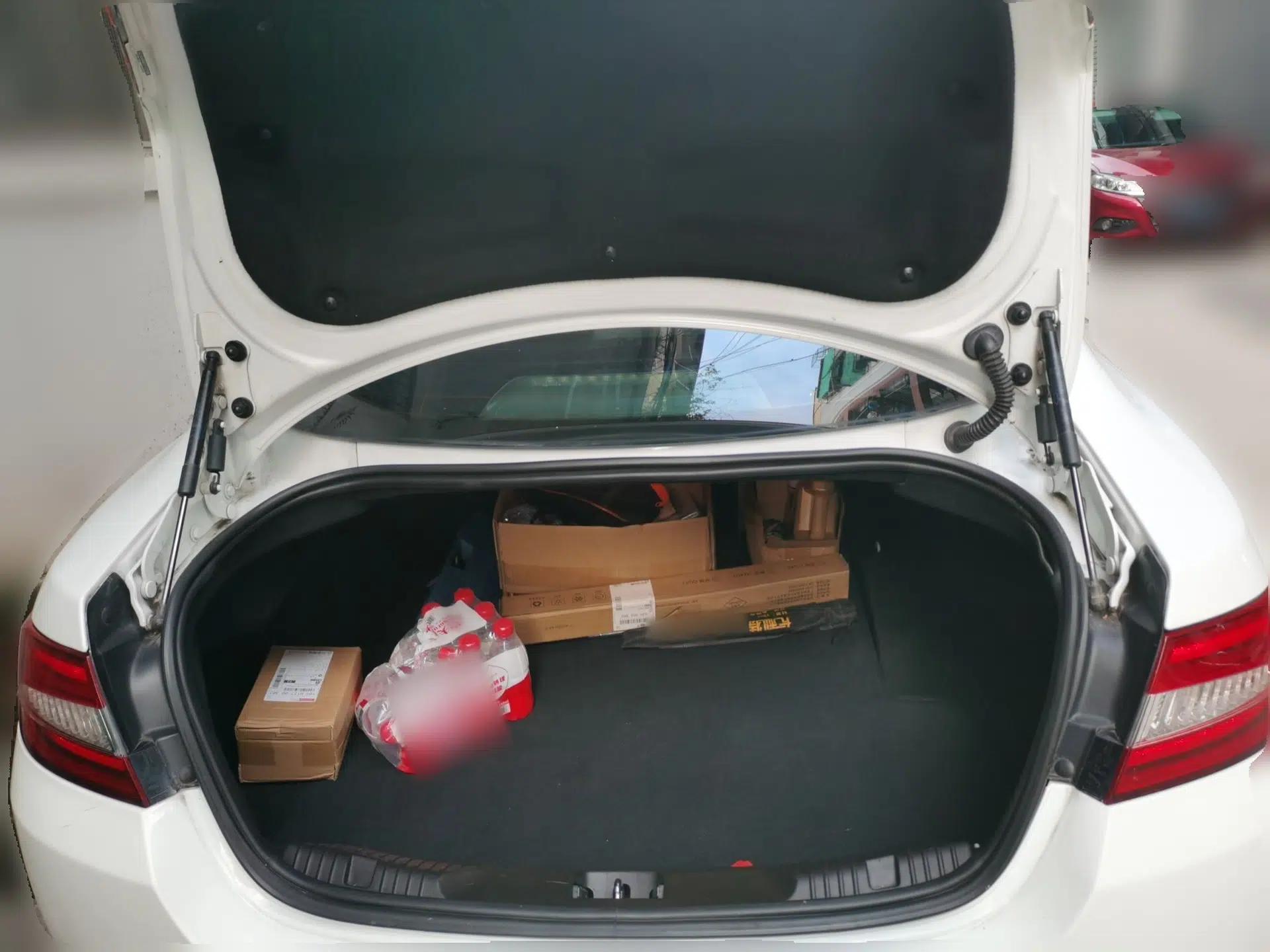 Jaguar XF 2014 XF 2.0T Luxury Edition — миниатюра 19