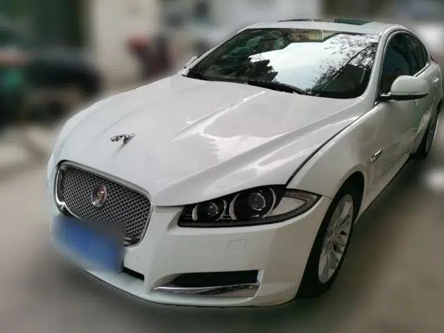 Jaguar XF 2014 XF 2.0T Luxury Edition