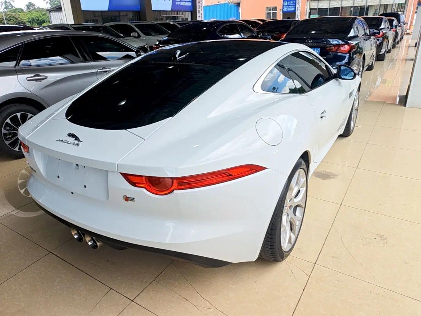 Jaguar F-TYPE 2016 3.0 SC Hardtop Version — миниатюра 6