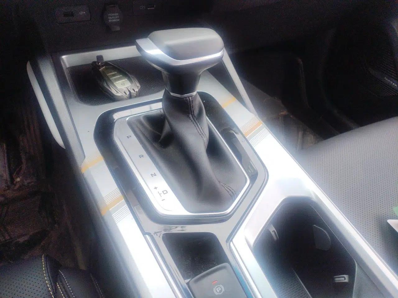 Geely Auto Emgrand L 2022 1.4T CVT Flagship Edition — миниатюра 14