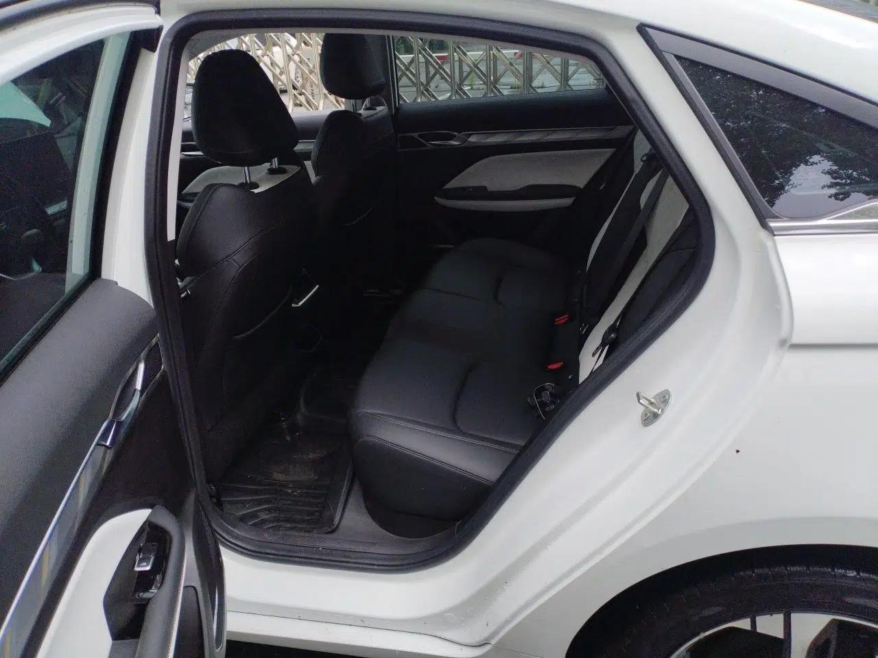 Geely Auto Emgrand L 2022 1.4T CVT Flagship Edition — миниатюра 17