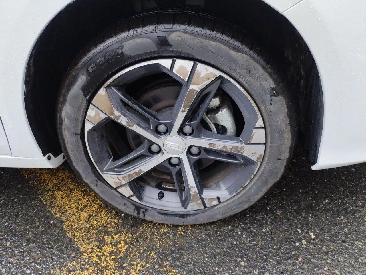 Geely Auto Emgrand L 2022 1.4T CVT Flagship Edition — миниатюра 8