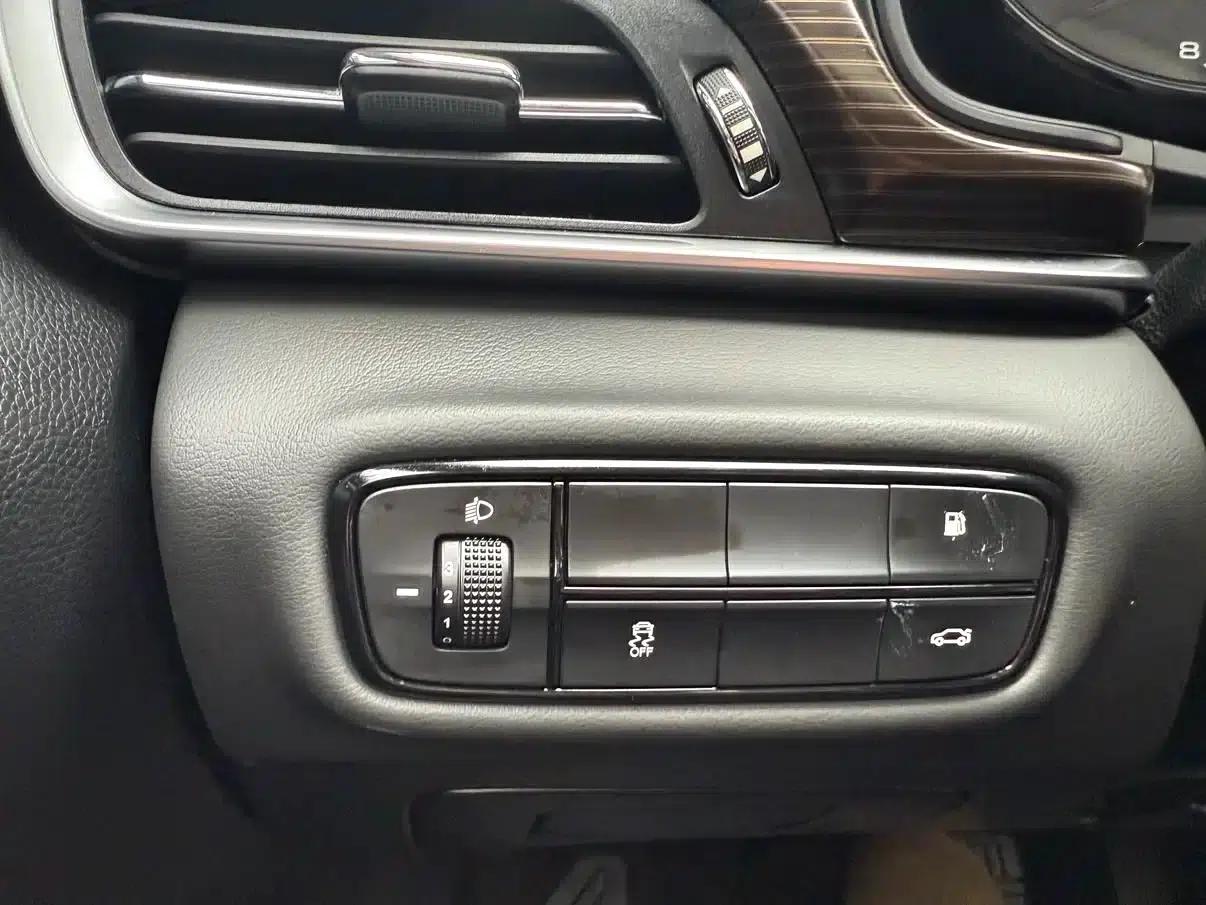 Trumpchi GA6 2019 270T Automatic Premium Edition — миниатюра 11