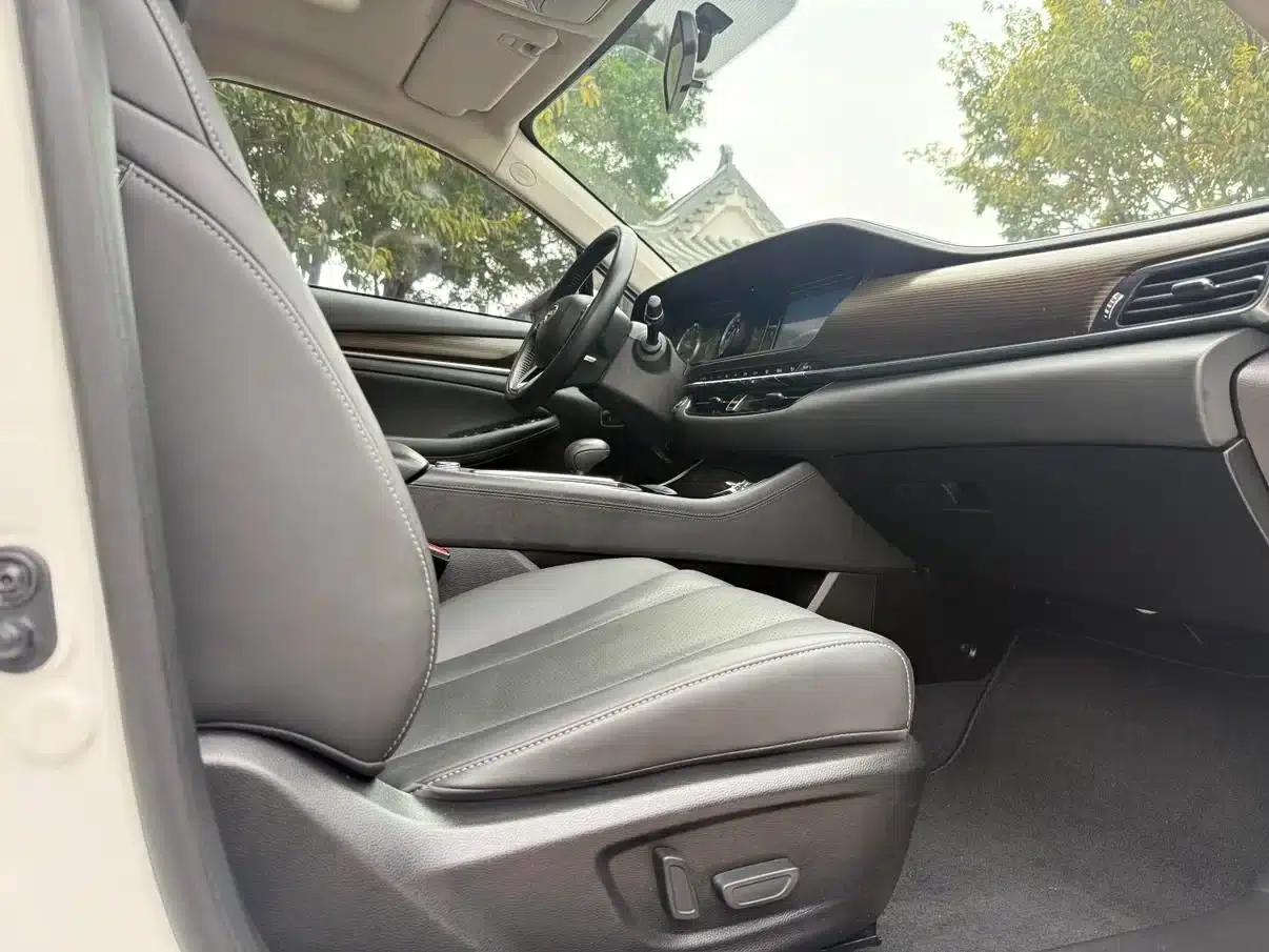 Trumpchi GA6 2019 270T Automatic Premium Edition — миниатюра 13