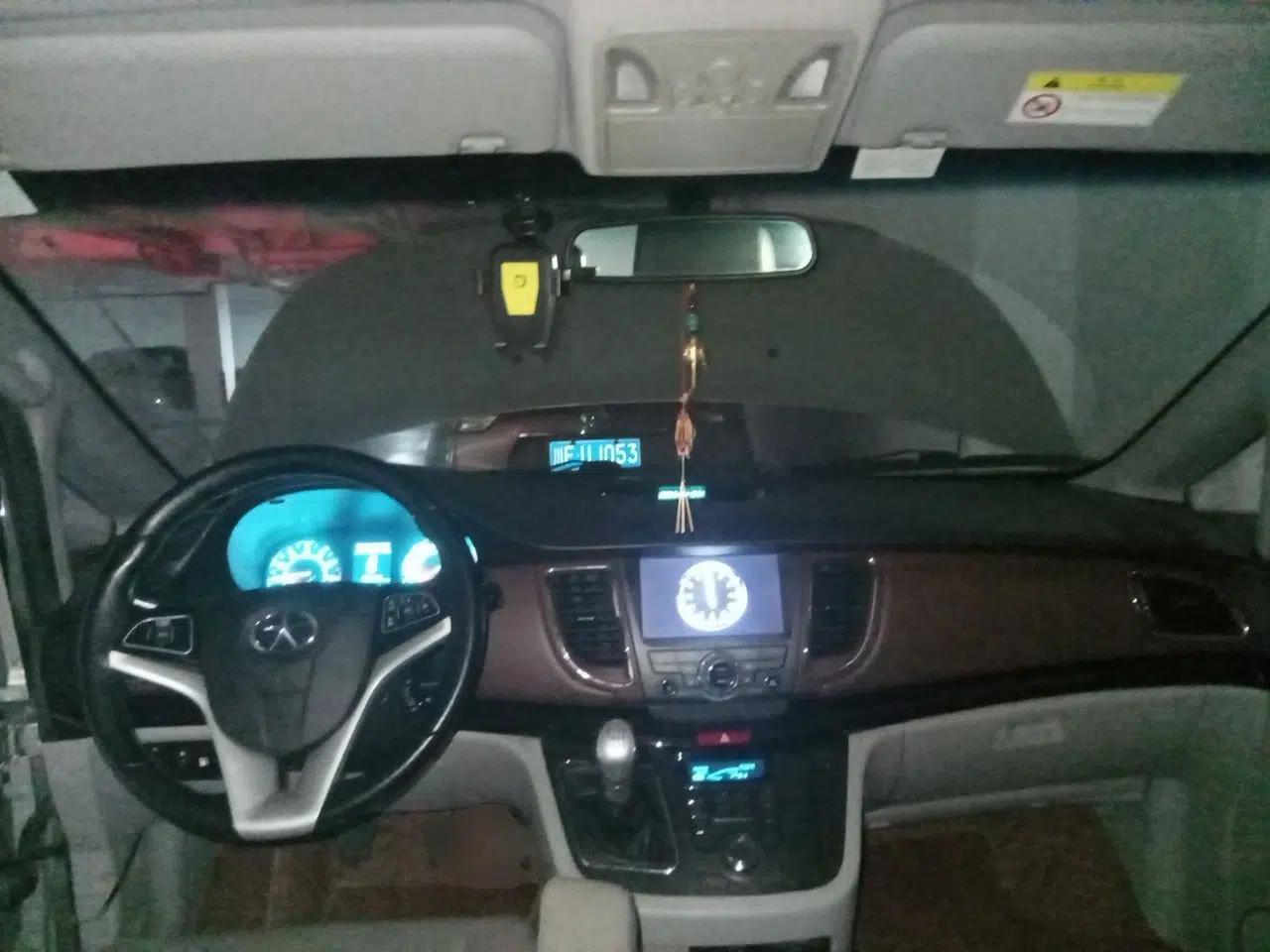 JAC Group Refine M5 2017 2.0T Gasoline Manual Business Edition — миниатюра 9