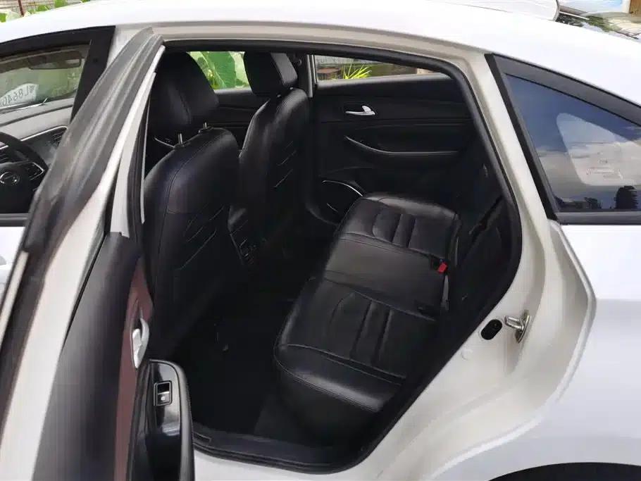 Trumpchi GA4 2018 200T Automatic Luxury Edition — миниатюра 11