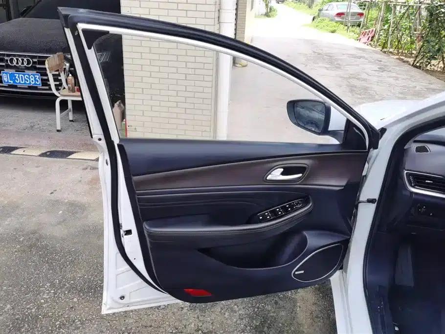 Trumpchi GA4 2018 200T Automatic Luxury Edition — миниатюра 7