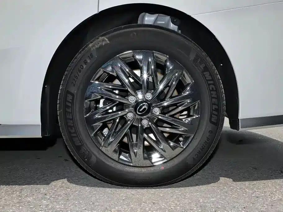 Trumpchi Aspiration M8 2025 Qiankun Series Ultra First Class — миниатюра 7