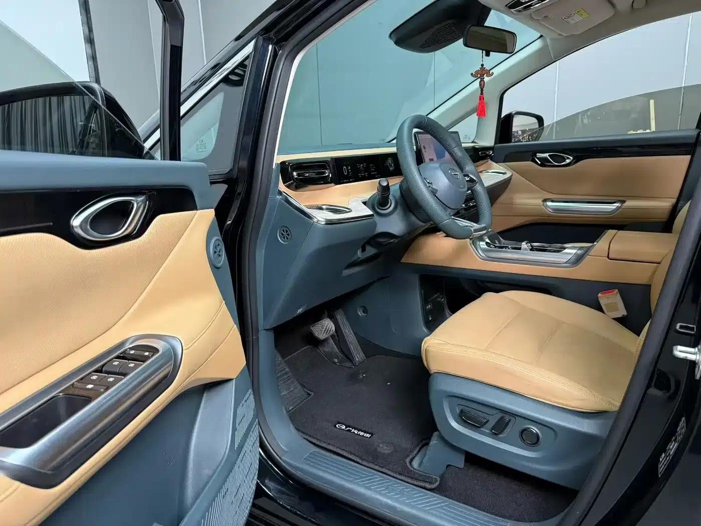 Trumpchi E8 2024 Glory Series 2.0L Glory Edition — миниатюра 8