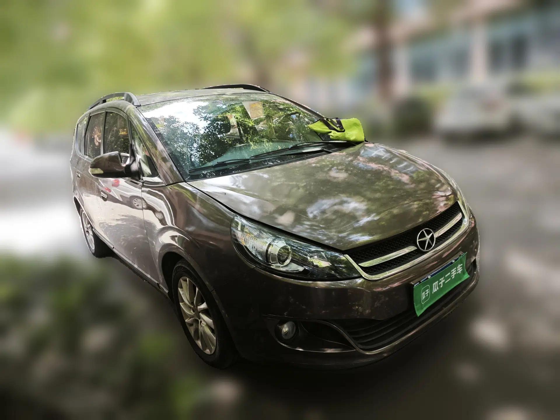 JAC Group Refine M2 2013 1.8L Manual Luxury 7-Seater — миниатюра 3