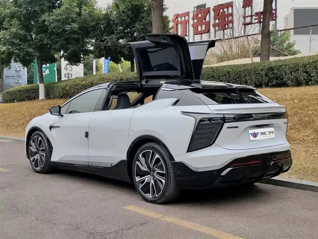 HiPhi X 2022 Expansion Edition 6-seater Long Range Version — миниатюра 4