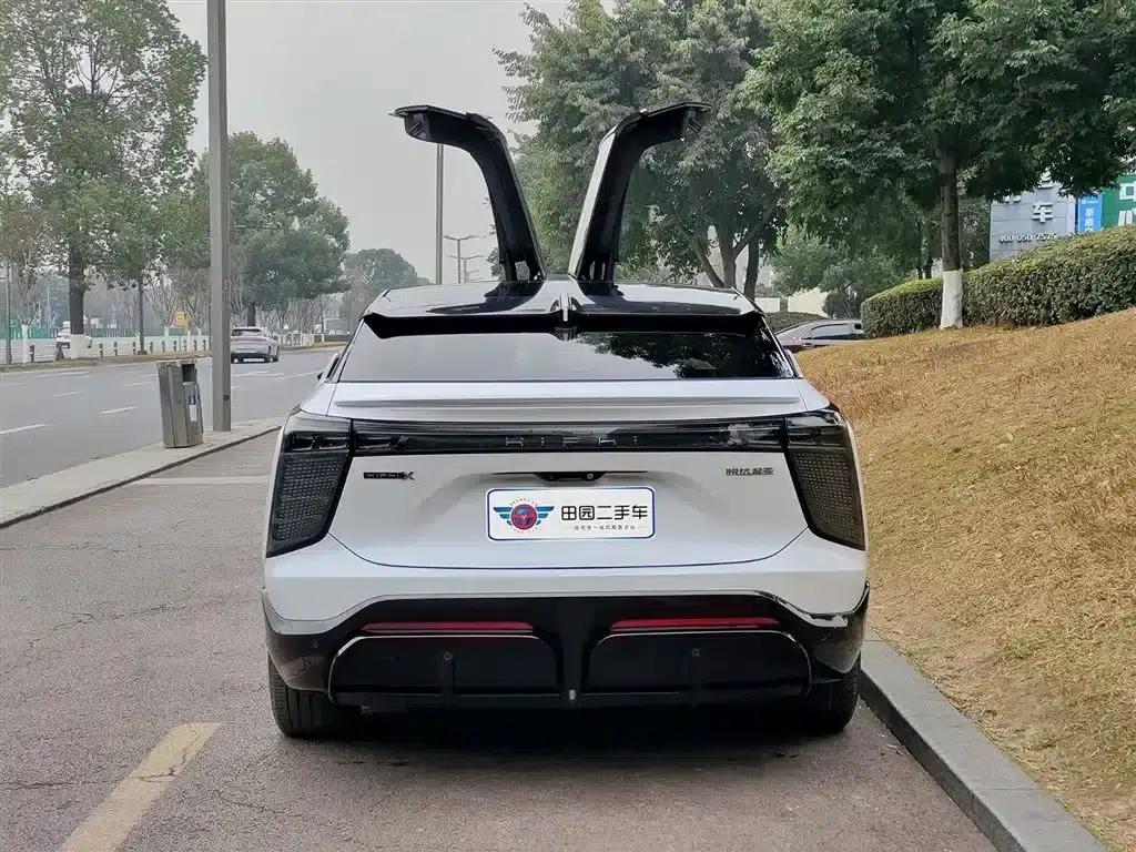 HiPhi X 2022 Expansion Edition 6-seater Long Range Version — миниатюра 5