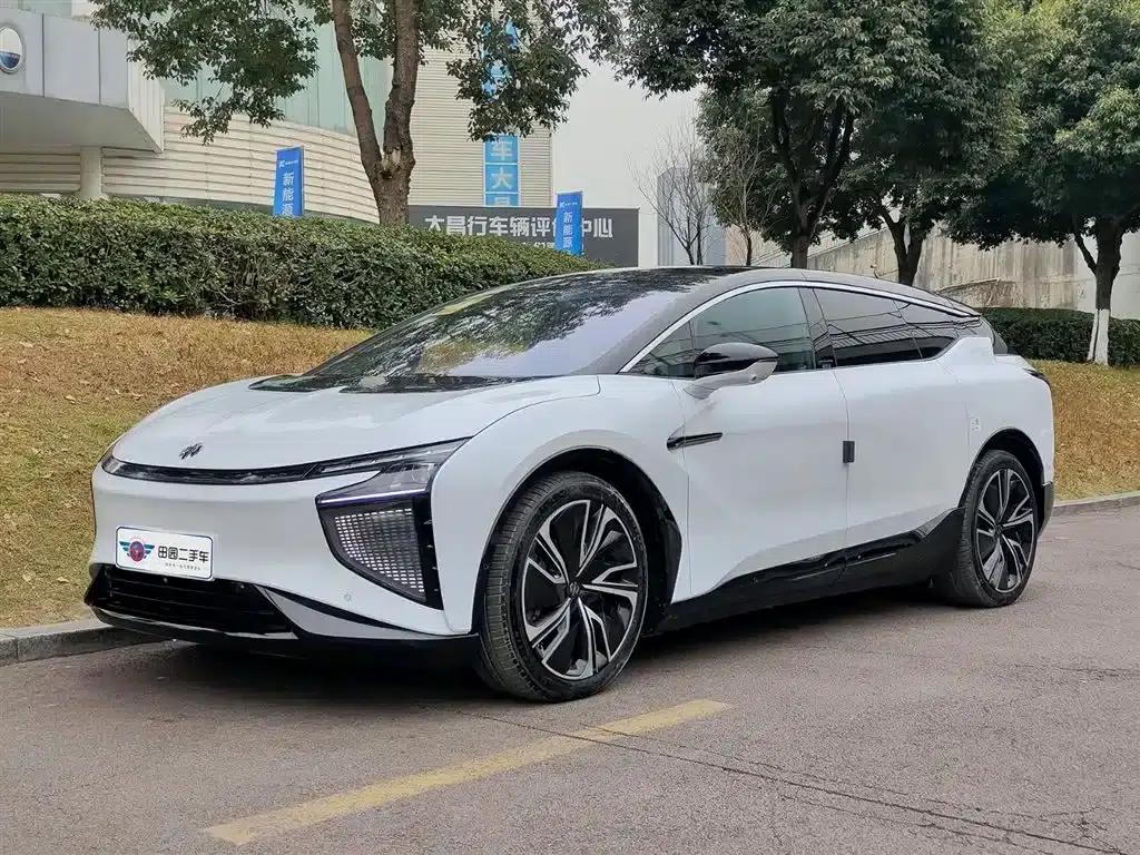 HiPhi X 2022 Expansion Edition 6-seater Long Range Version — миниатюра 6