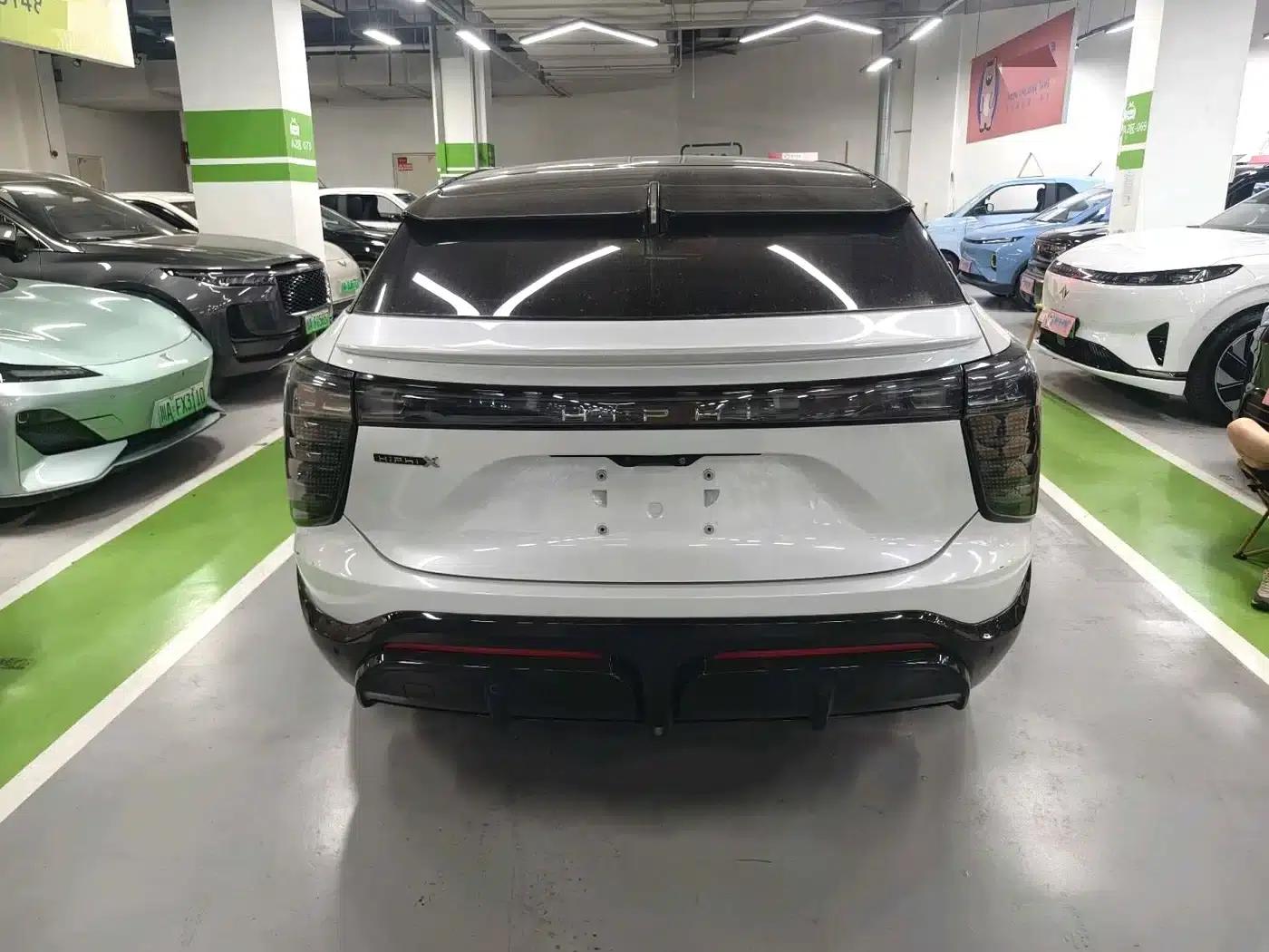 HiPhi X 2021 Performance Edition 6-seater — миниатюра 8