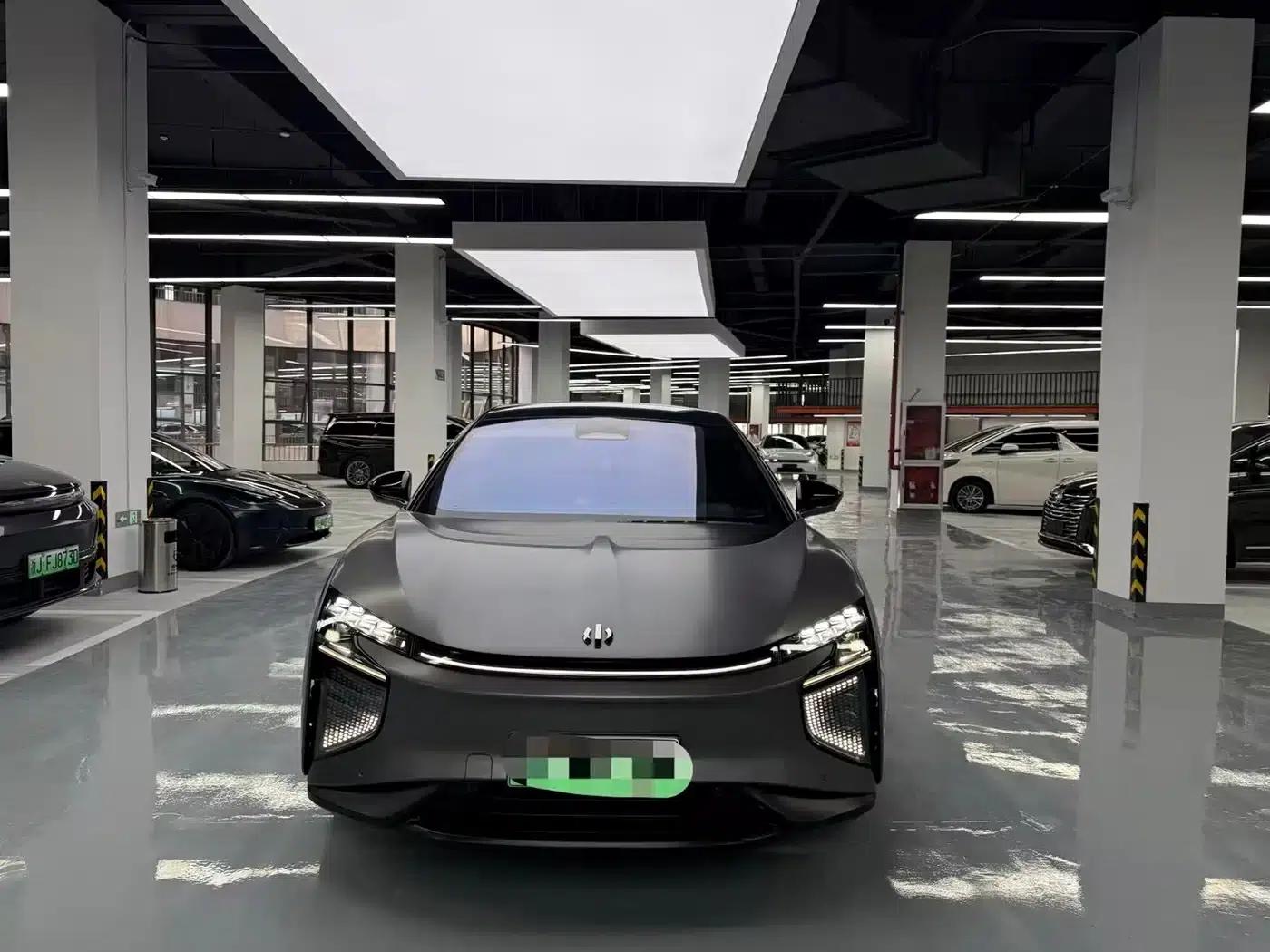 HiPhi X 2021 Flagship Edition 6-seater — миниатюра 2