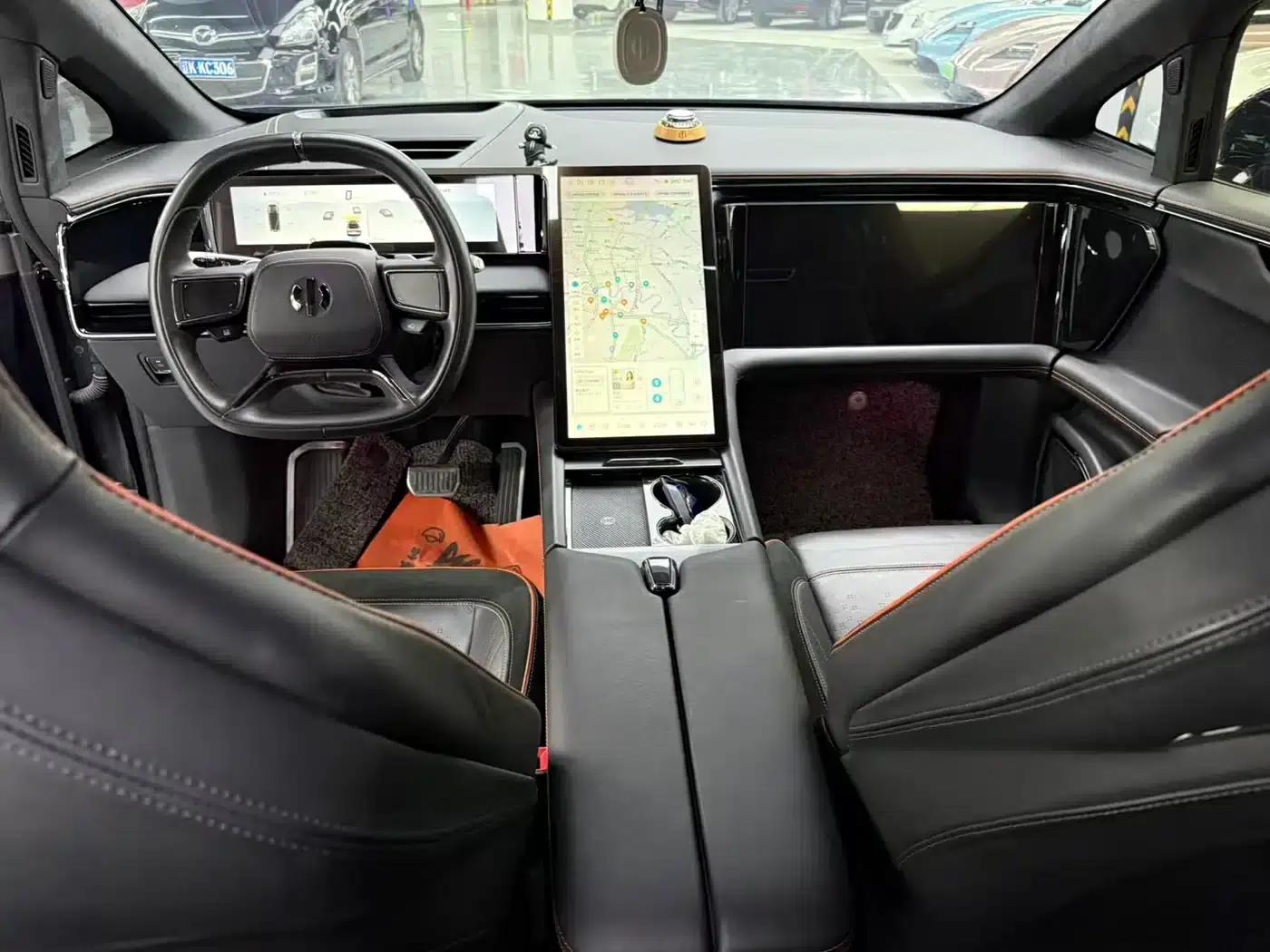 HiPhi X 2021 Flagship Edition 6-seater — миниатюра 8