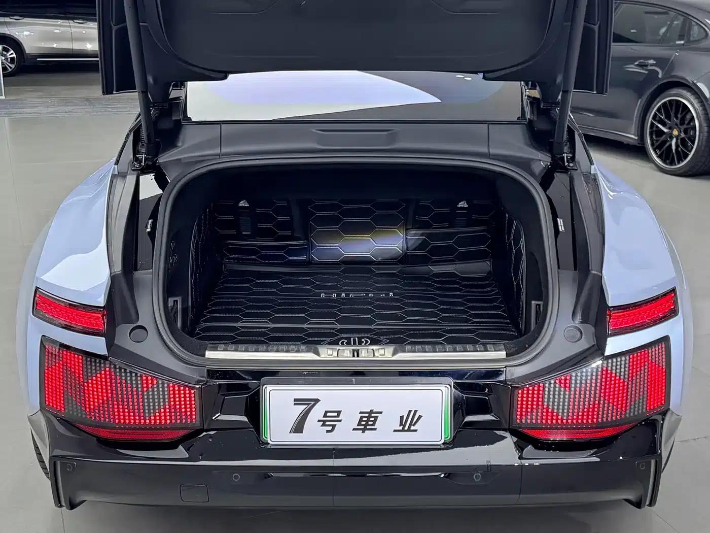 2023 HiPhi Z (Four-seater version) — миниатюра 15