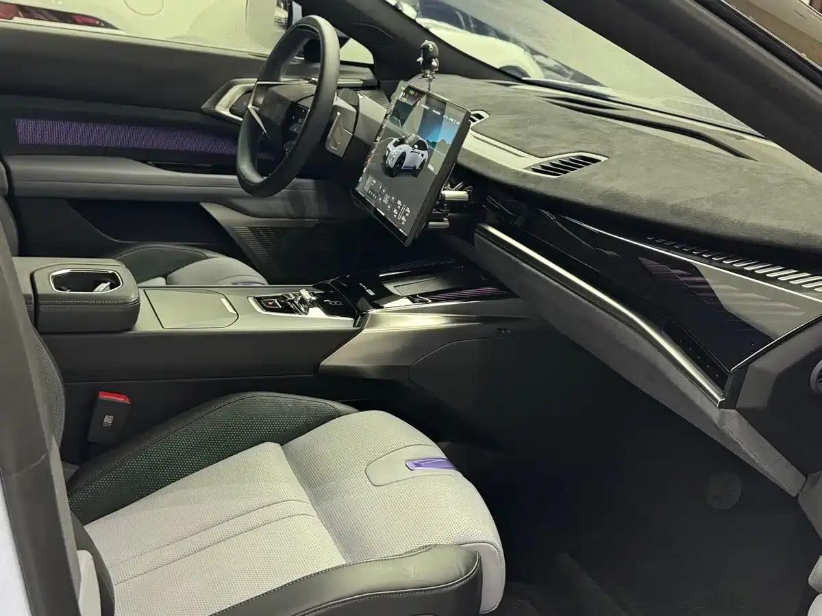 2023 HiPhi Z (Four-seater version) — миниатюра 17