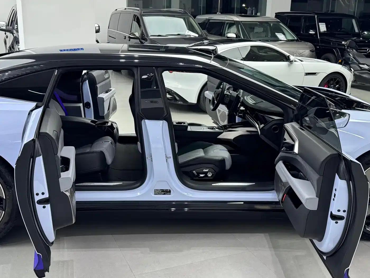 2023 HiPhi Z (Four-seater version) — миниатюра 9
