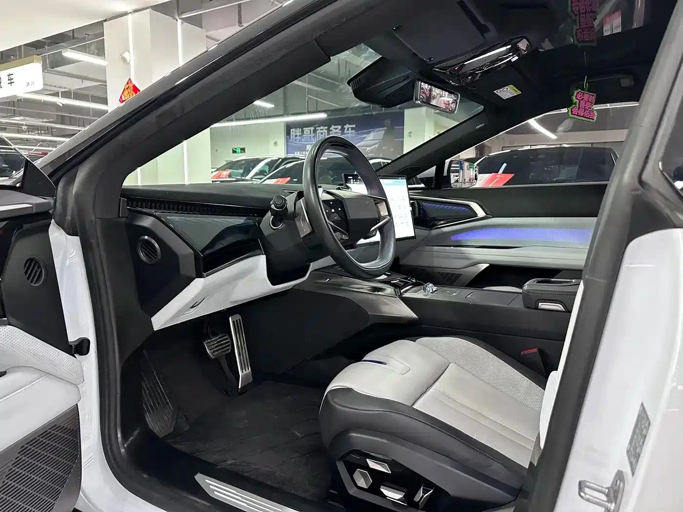 2023 HiPhi Z (Four-seater version) — миниатюра 5