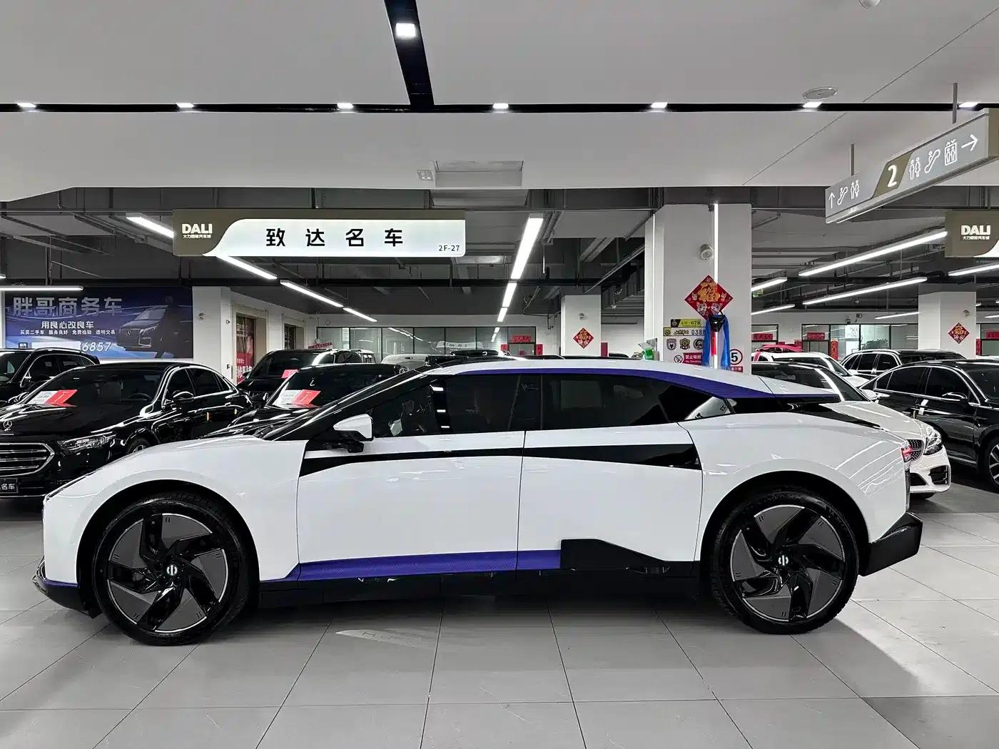 2023 HiPhi Z (Four-seater version) — миниатюра 10