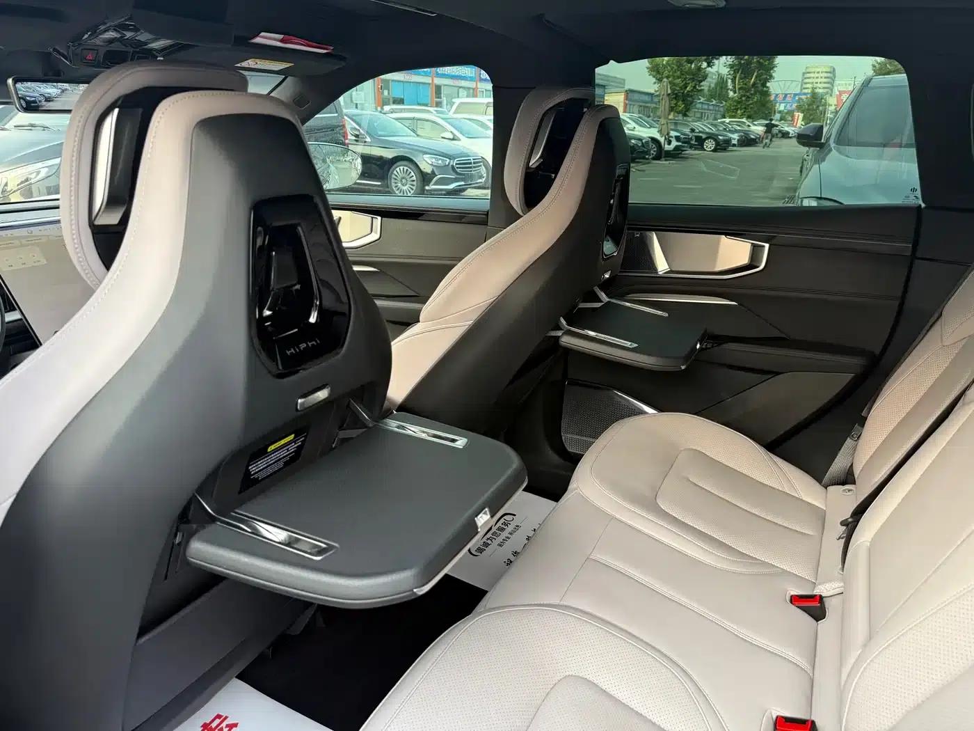 HiPhi Y 2023 560km Elite Edition — миниатюра 12