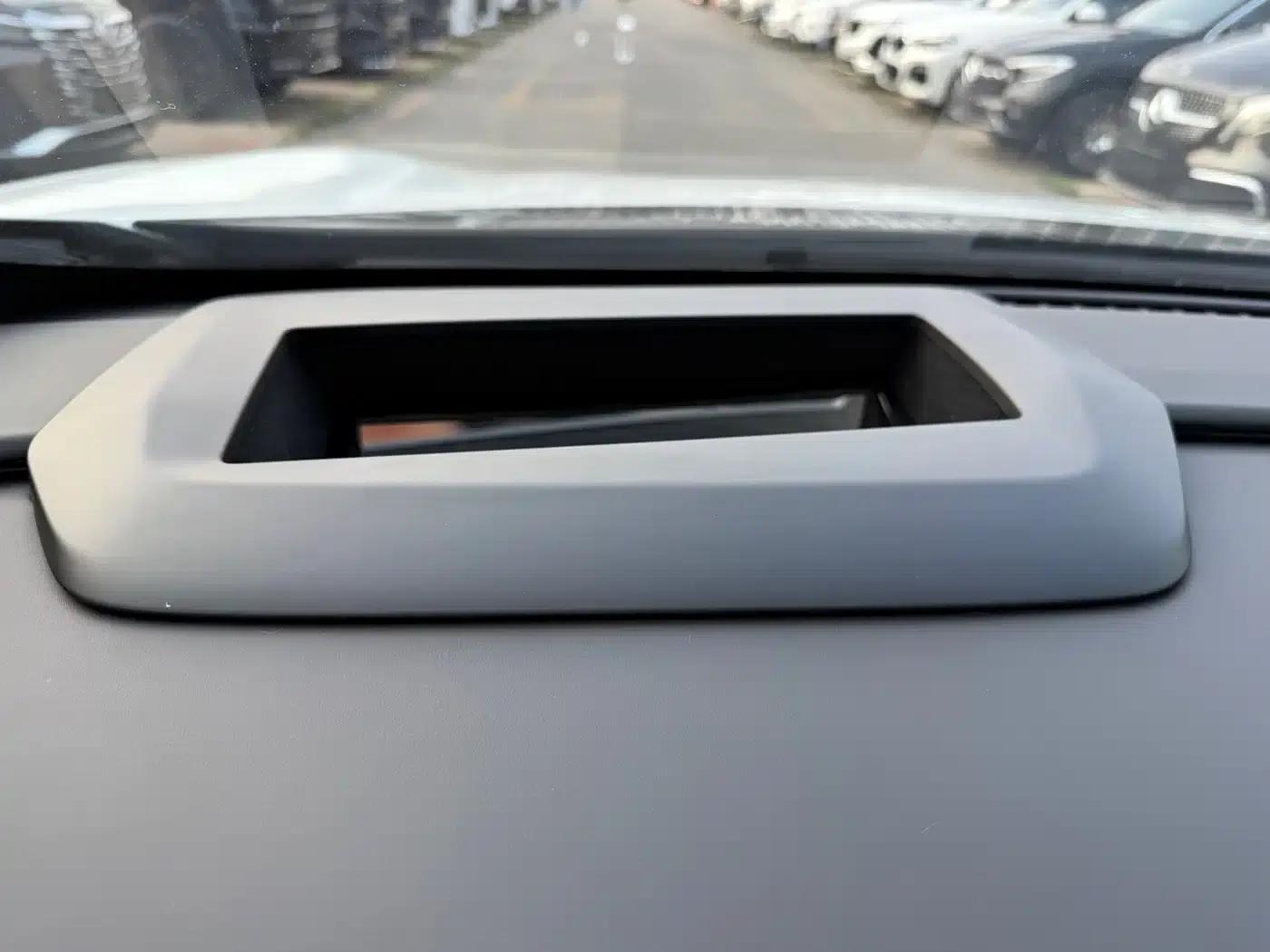 HiPhi Y 2023 560km Elite Edition — миниатюра 7