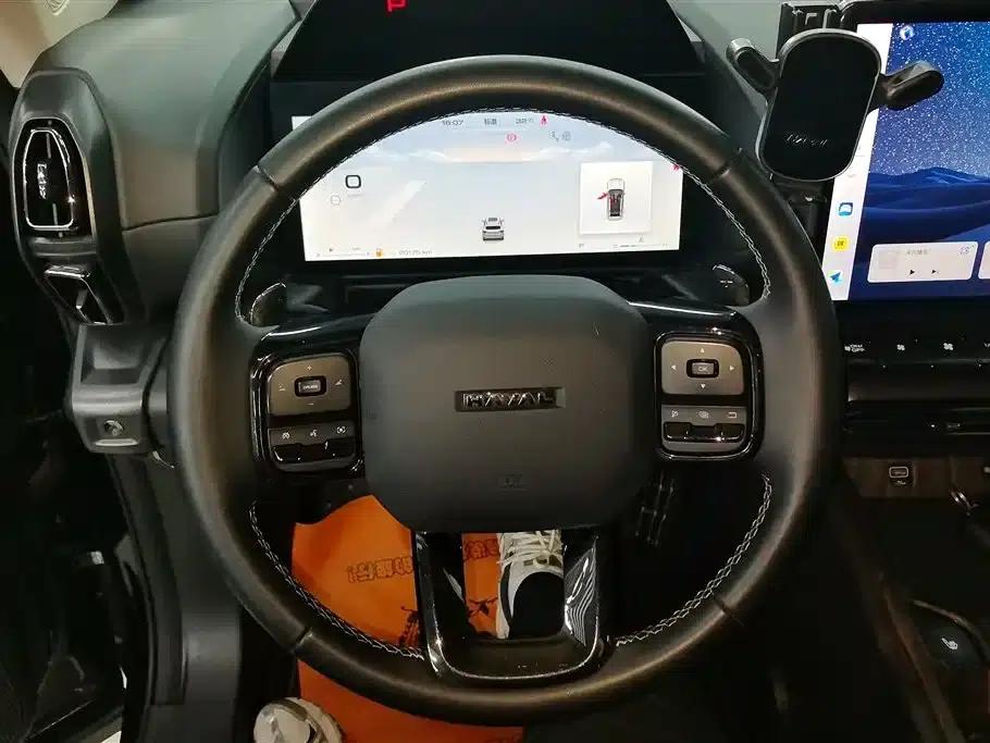 Haval Big Dog PLUS 2023 1.5T 2WD Trendy Wild Edition Plus — миниатюра 15