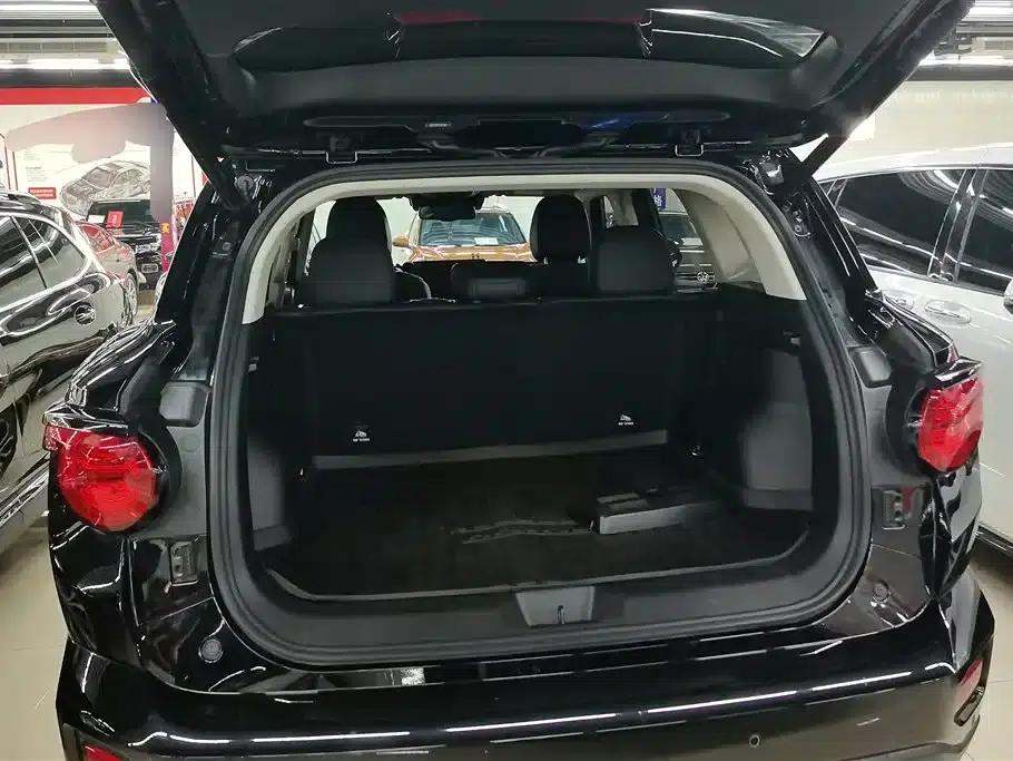 Haval Big Dog PLUS 2023 1.5T 2WD Trendy Wild Edition Plus — миниатюра 4