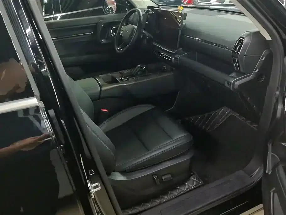 Haval Big Dog PLUS 2023 1.5T 2WD Trendy Wild Edition Plus — миниатюра 8