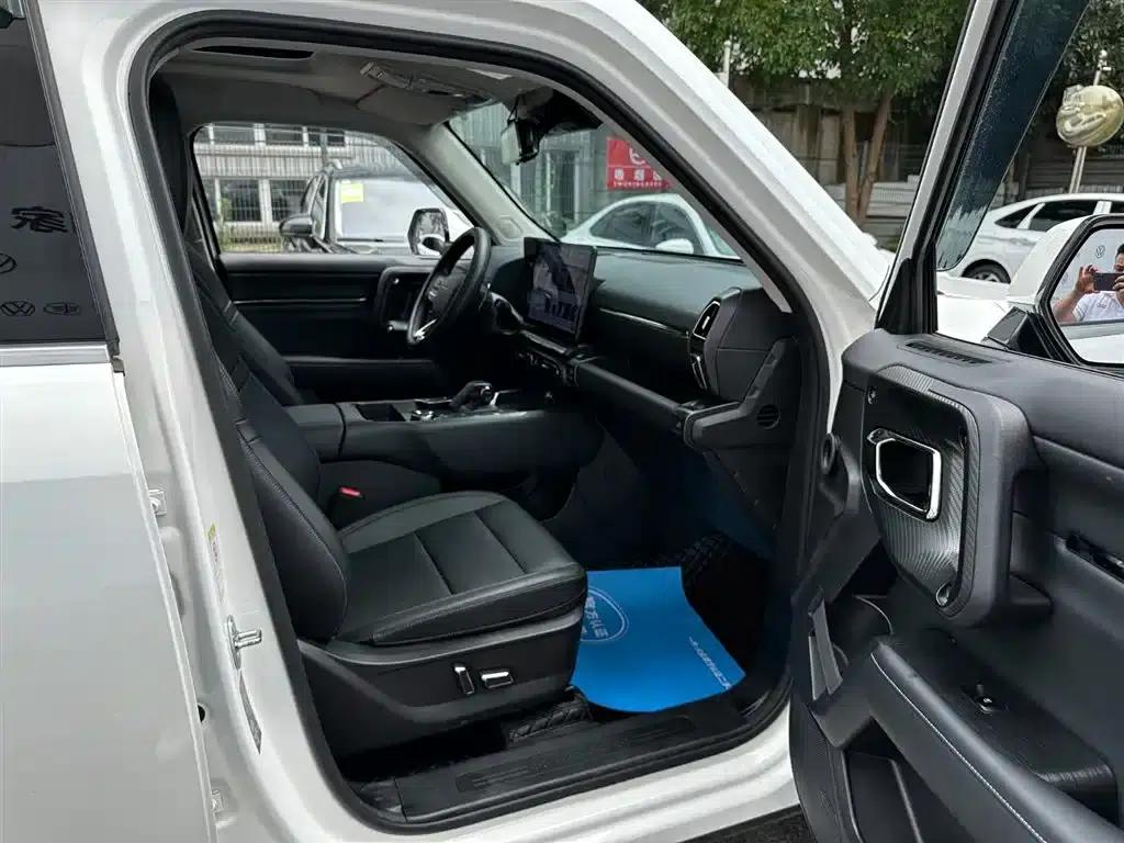 Haval Big Dog PLUS 2023 2.0T 2WD Trendy Wild Edition — миниатюра 29