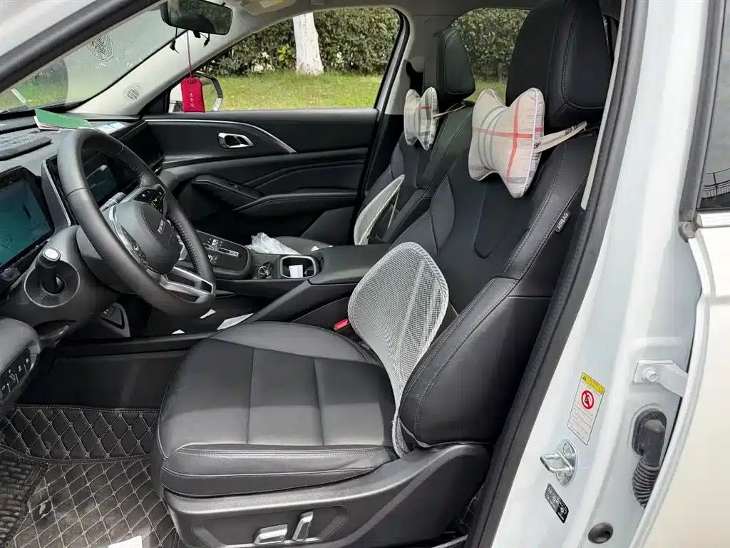 Haval Xiaolong MAX 2023 1.5L Hi4 105 4WD Navigator Edition — миниатюра 8