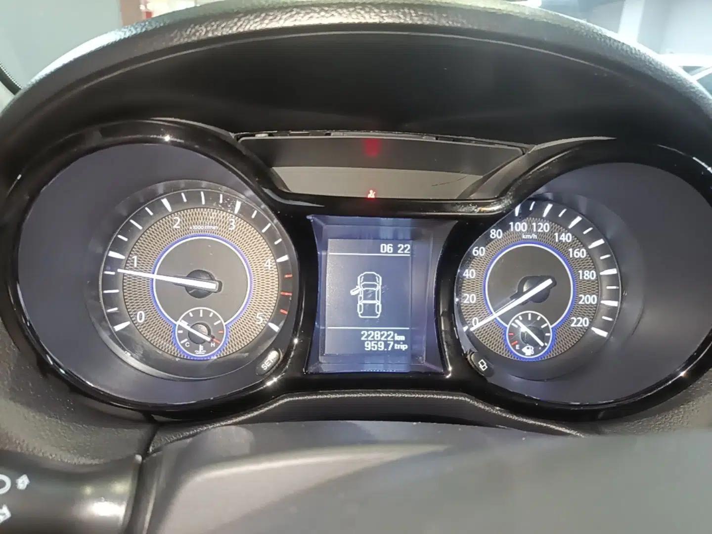 JMC Baodian 2020 2.5T Diesel Two-Wheel Drive Comfort Edition Long Wheelbase JX4D25A6L — миниатюра 14