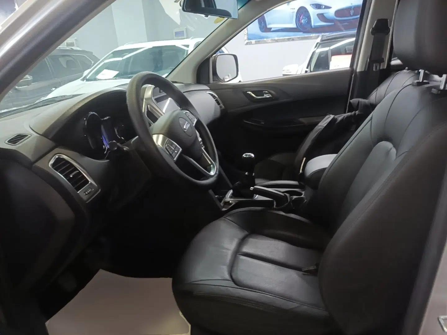 JMC Baodian 2020 2.5T Diesel Two-Wheel Drive Comfort Edition Long Wheelbase JX4D25A6L — миниатюра 17
