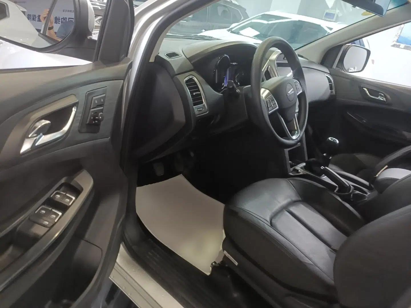 JMC Baodian 2020 2.5T Diesel Two-Wheel Drive Comfort Edition Long Wheelbase JX4D25A6L — миниатюра 18