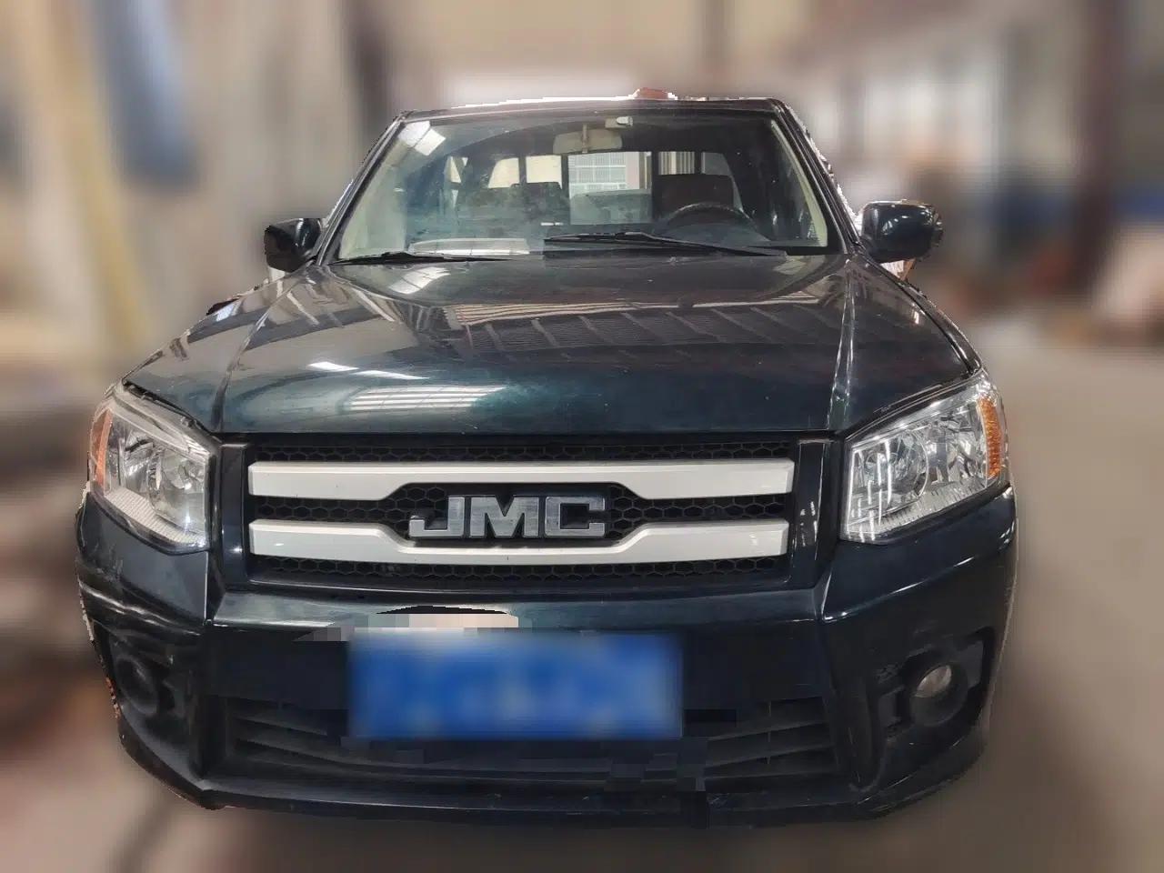 JMC Baodian 2018 2.9T New Value-Packed Two-Wheel-Drive Diesel Comfort Version with Extended Cargo Bed – JX4D30B5L — миниатюра 2