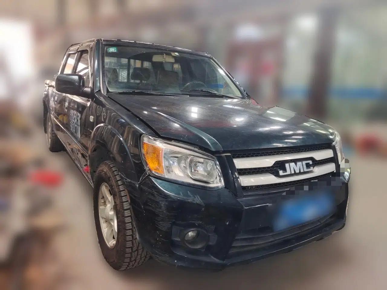 JMC Baodian 2018 2.9T New Value-Packed Two-Wheel-Drive Diesel Comfort Version with Extended Cargo Bed – JX4D30B5L — миниатюра 3
