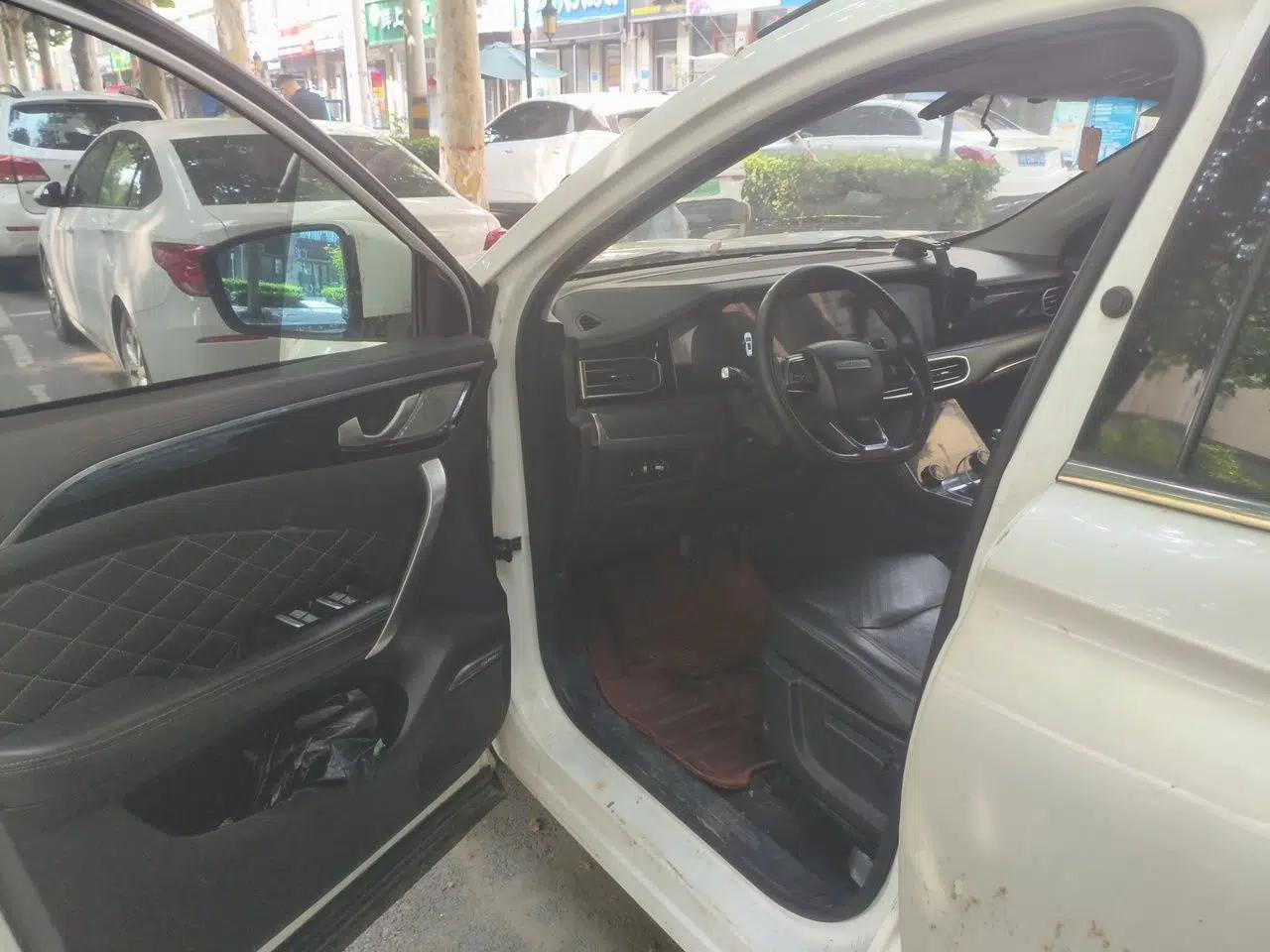JETOUR X95 2020 1.5T Manual Free Edition 7-Seater — миниатюра 16