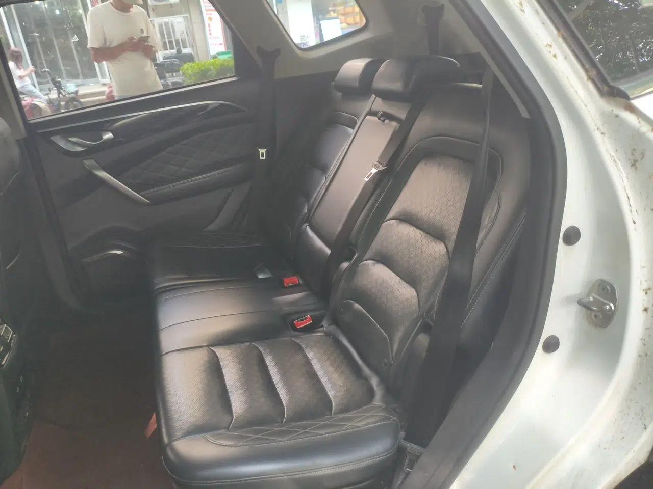 JETOUR X95 2020 1.5T Manual Free Edition 7-Seater — миниатюра 17