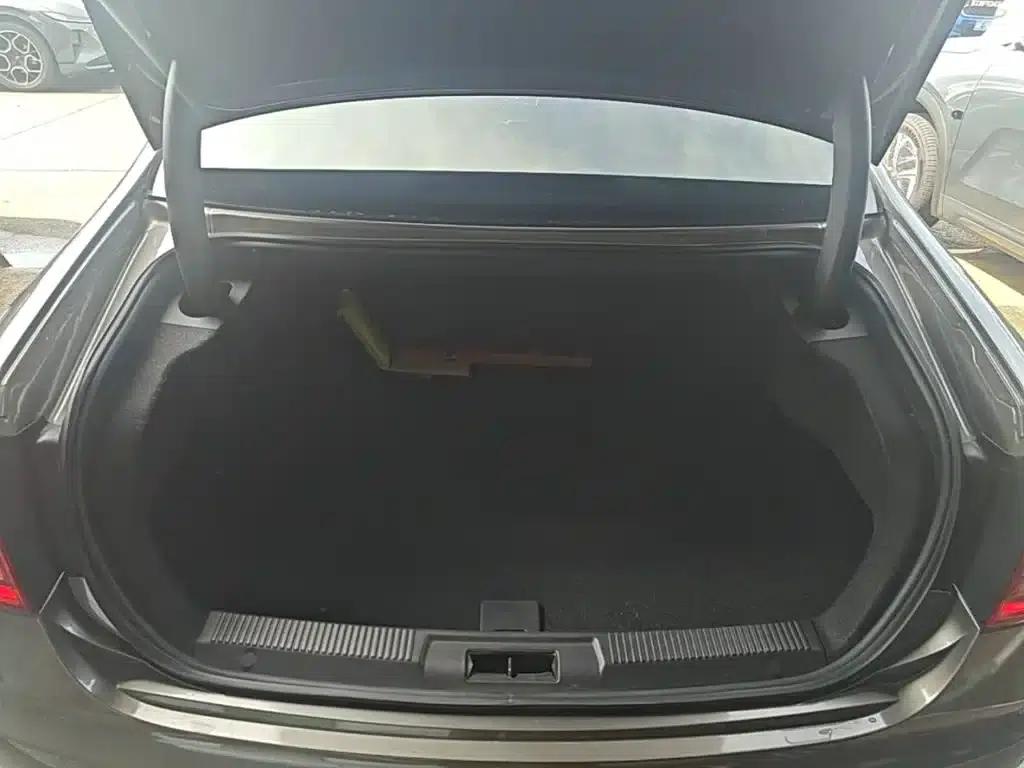 Hongqi H7 2018 2.0T Flagship Edition — миниатюра 19