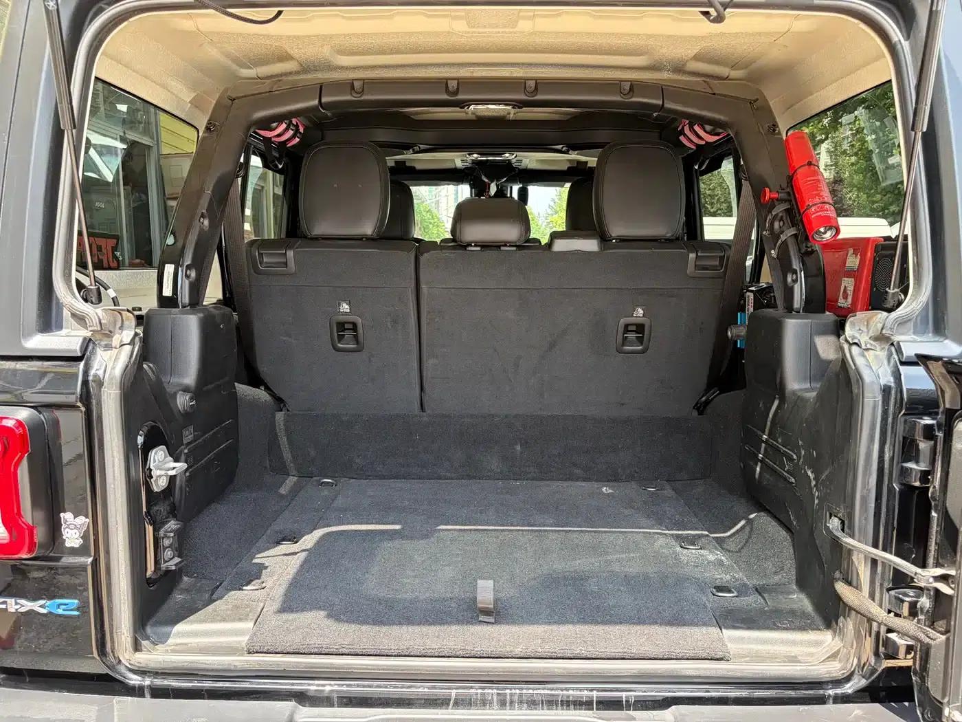 Jeep Wrangler New Energy 2021 Model 4-Door 2.0T 4xe Sahara — миниатюра 19