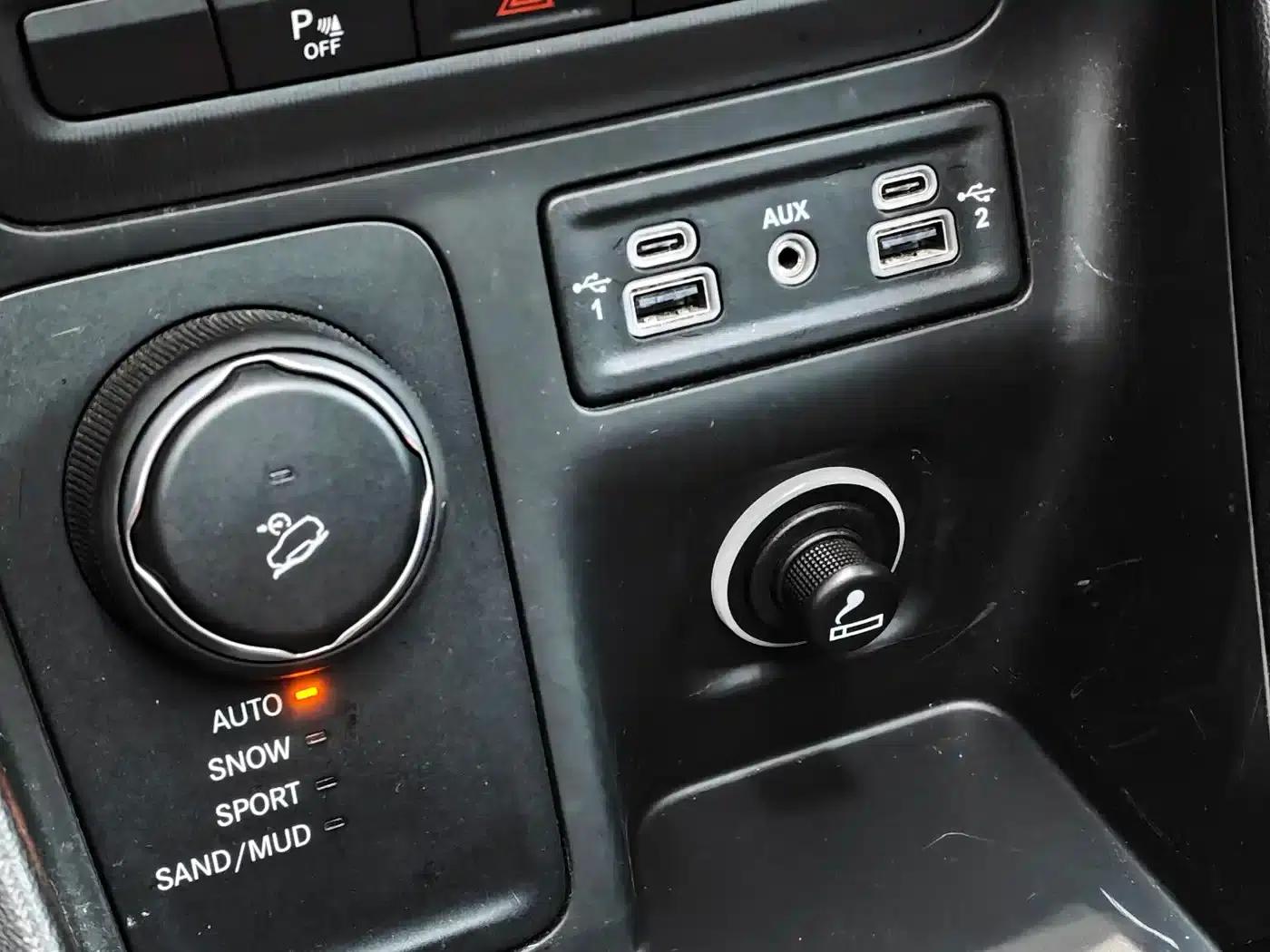 Grand Commander 2020 2.0T AWD Elite Enhanced Edition — миниатюра 15