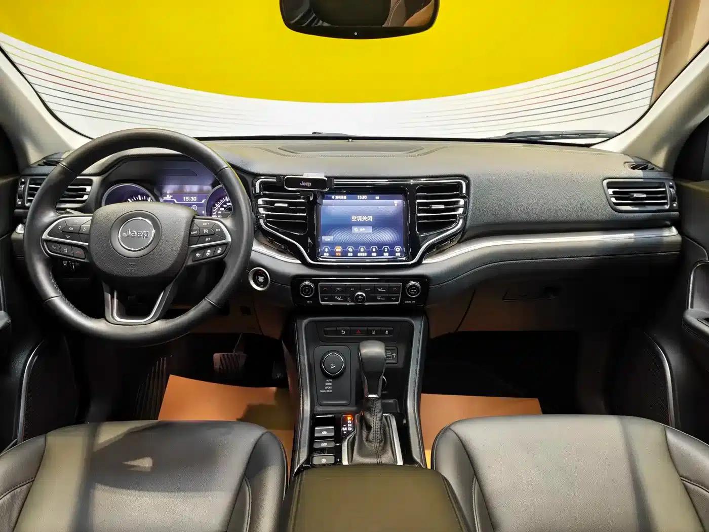 Grand Commander 2020 2.0T AWD Elite Enhanced Edition — миниатюра 8