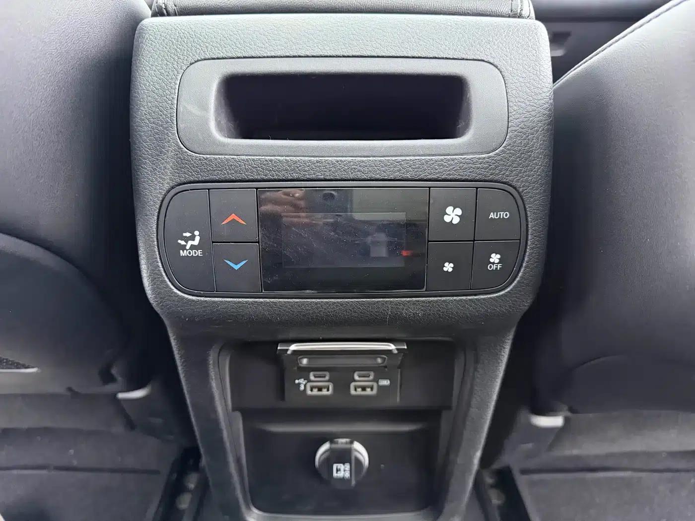 Grand Commander 2020 2.0T AWD Elite Enhanced Edition — миниатюра 12