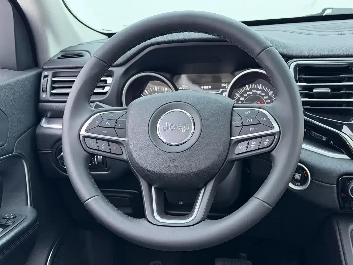 Grand Commander 2020 2.0T AWD Elite Enhanced Edition — миниатюра 14