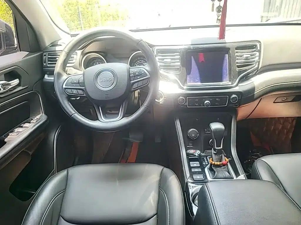 Commander 2018 2.0T 4WD Premium Edition (National V Emission Standard) — миниатюра 17